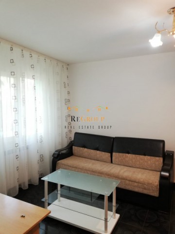 inchiriere-apartament-3-camere-podu-ros-1