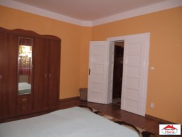 apartament-central-2-camere-cu-garaj-terasasi-curte-21772-7