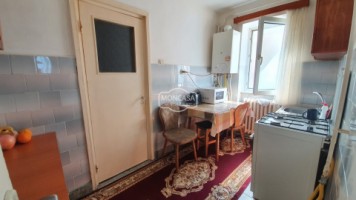 apartament-4-camere-bulevard-s-77-mp-6