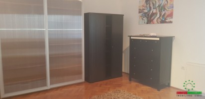 apartament-cu-2-camere-decomandate-de-inchiriat-zona-ultracentrala-8