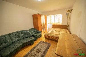 apartament-cu-2-camere-decomandat-de-inchiriat-zona-vasile-aaron-1