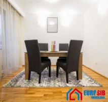 apartament-cu-3-camere-de-inchiriat-decomandat-zona-centrala-3