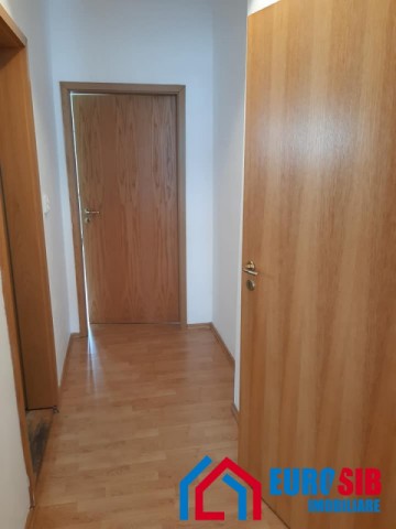 apartament-4-camere-de-inchiriat-in-sibiu-zona-strand-8