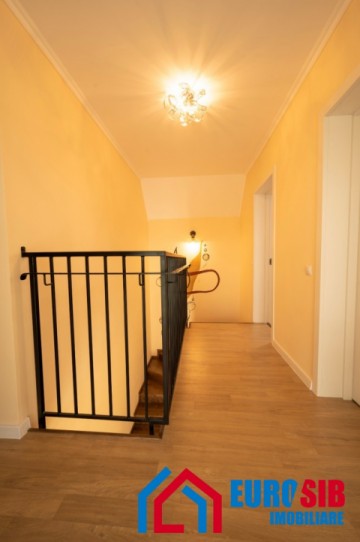 casa-individuala-cu-4-camere-in-sibiu-cartier-bavaria-11