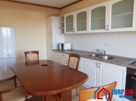 apartament-cu-4-camere-decomandat-de-inchiriat-zona-calea-dumbravii-1