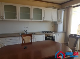 apartament-cu-4-camere-decomandat-de-inchiriat-zona-calea-dumbravii