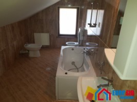 apartament-cu-4-camere-decomandat-de-inchiriat-zona-calea-dumbravii-10