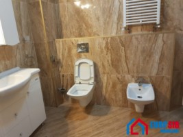 apartament-cu-4-camere-decomandat-de-inchiriat-zona-calea-dumbravii-15