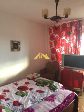 de-inchiriat-apartament-3-camere-in-cetate
