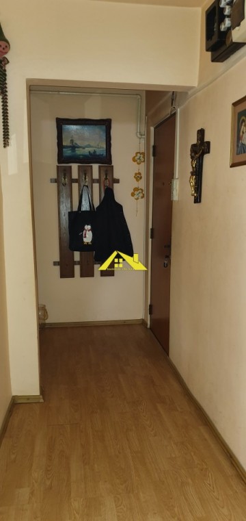 apartament-3-camere-cetate-etajul-1-4