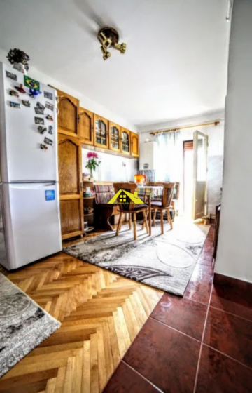apartament-2-camere-de-vanzare-pozitie-f-buna-spatios-luminos-1