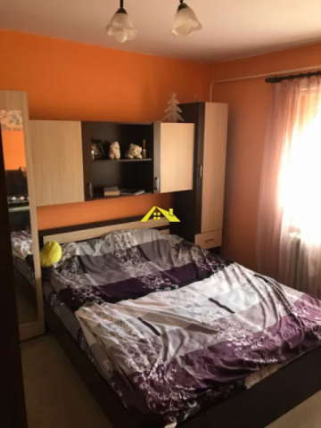 apartament-2-camere-de-vanzare-pozitie-f-buna-spatios-luminos-2