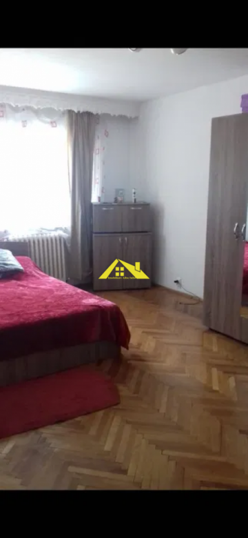 inchiriez-apartament-cetate-langa-mercur