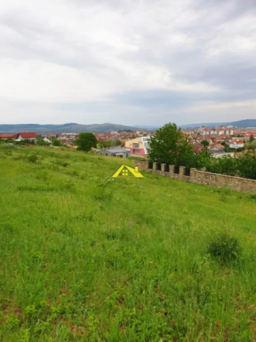proprietar-vand-teren-intravilan-schit-zona-piata-cetate