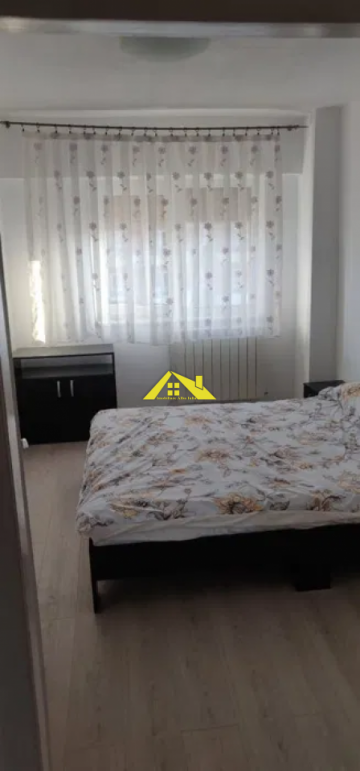 apartament-recent-renovat-cetate-bulevard-bloc-m-uri-3-camere-1
