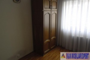 inchiriez-apartament-3-camere-campulung-muscel