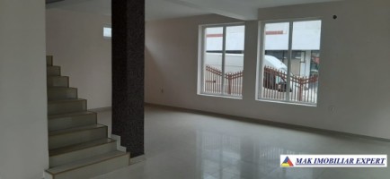 ocupat-aug2025-spatiu-comercial-150-mp-campulung-3