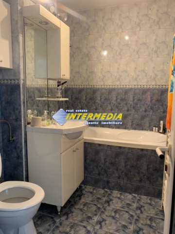 2-camere-de-inchiriat-in-cetate-zona-piata-mobilat-complet-5