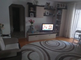 apartament-2-camere-zona-capat-la-1