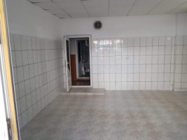 spatiu-comercial-41-mp-zona-centrala-pret-40000-euro-neg-1