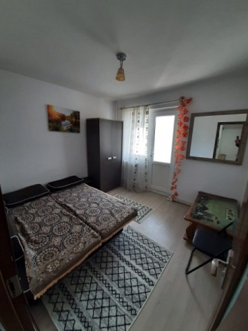 apartament-2-cameredecomandatzona-bld-mihai-eminescu-pret-250-euro-3