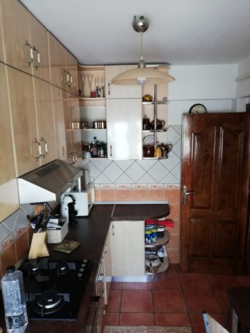 apartament-3-camere-decomandat-zona-casa-tineretului-pret-70000-euro-neg-4