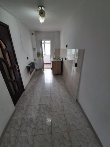 apartament-1-camera-zona-primaverii-decomandat-pret-35000-euro-neg-3