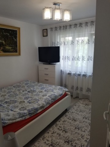 apartament-2-camere-zona-bucovina-decomandat-pret-50900-euro-neg-3