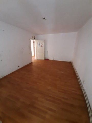 apartament-3-camere-dec-suprafata-de-65-mp-utili-zona-grivitascoala-8-pret-54000-euro-neg-1