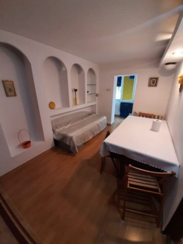 apartament-2-camere-dec-suprafata-de-56-mp-et2-zona-piata-mare-pret-260-8