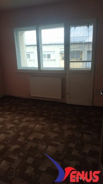 apartament-cu-3-camere-de-vanzare-in-satu-mare-carei-2