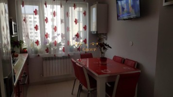 vanzare-apartament-3-camere-decomandat-alexandru-cel-bun-1