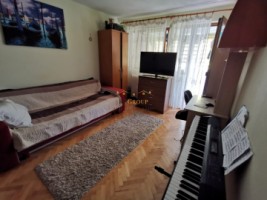 apartament-2-camere-decomandat-podu-ros-sensul-giratoriu-1