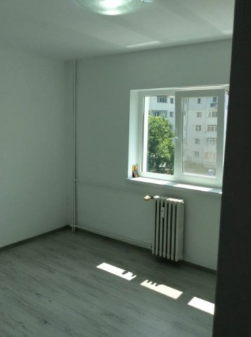 apartament-cu-2-camere-zona-scoala-nr11-1