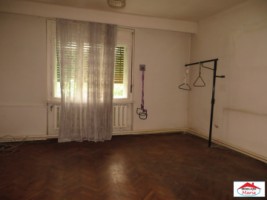 casa-cu-teren-zona-titulescu-id-21797-3