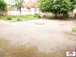 casa-cu-teren-zona-titulescu-id-21797-2