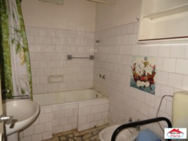 casa-cu-teren-zona-titulescu-id-21797-4