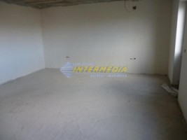 casa-pm-cu-3-camere-de-vanzare-in-alba-micesti-finisata-la-cheie-la-95000-euro-4