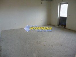 casa-pm-cu-3-camere-de-vanzare-in-alba-micesti-finisata-la-cheie-la-95000-euro-5