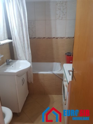 apartament-4-camere-de-inchiriat-zona-garii