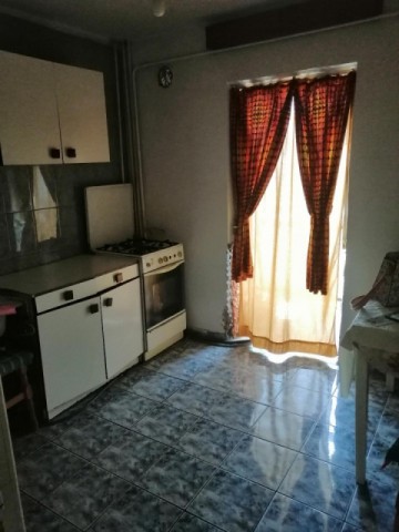 apartament-2-camere-zona-scoala-nr8-3