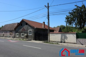 casa-in-localitatea-rusi-la-25km-de-sibiu-4