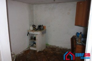 casa-in-localitatea-rusi-la-25km-de-sibiu-7