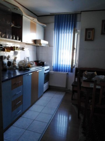 apartament-2-camere-zona-capat-1scoala-nr6