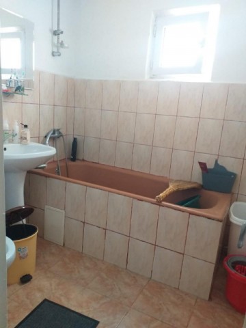 apartament-3-camere-zona-piata-mare-4