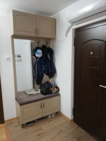 apartament-3-camere-renovat-zona-bazar-1