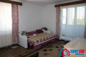 apartament-2-camere-decomandat-etajul-2