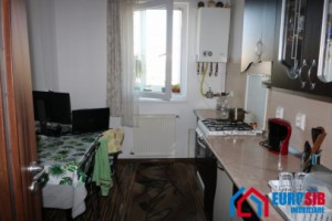 apartament-2-camere-decomandat-etajul-2-5