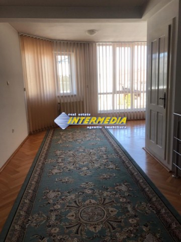 casa-dpe-de-vanzare-finisata-si-500-mp-teren-cu-toate-utilitatile-strada-asfaltata-6