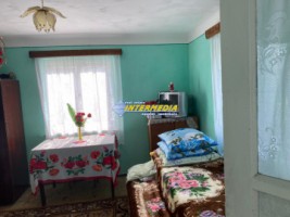 casa-cabana-de-vanzare-p1-cu-1682-mp-de-teren-zona-presaca-ampoiului-14